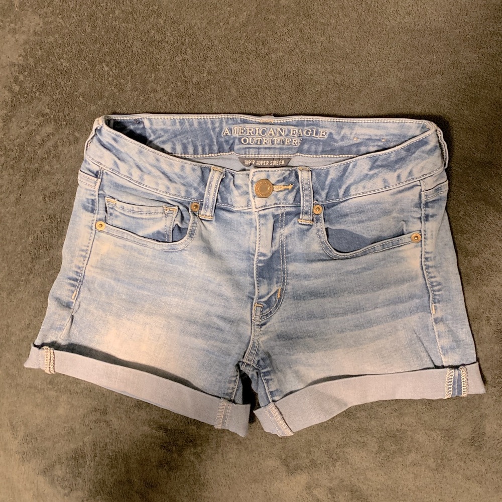 American Eagle super super stretch shorts